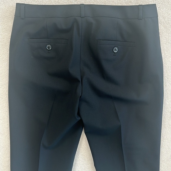 Banana Republic Harper-Fit Lightweight Wool Straight Leg Pant - Picture 3 of 3